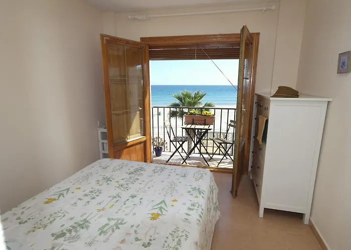 Ar2B, Coqueto Apartamento En Primera Linea De Playa